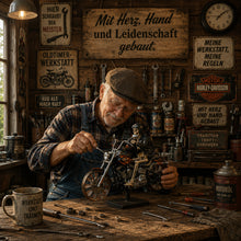 Carica l'immagine nel visualizzatore di Gallery, Cavaliere Fiammeggiante – Elica eolica Chopper - Fatto a mano 85 cm
